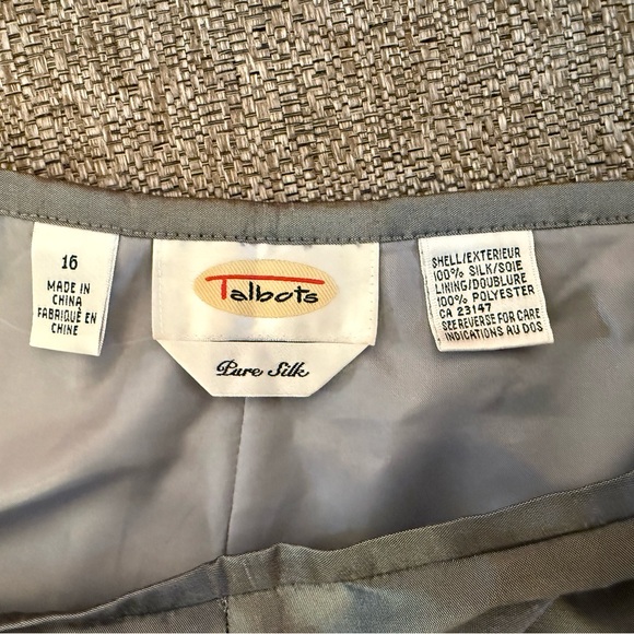 ❣️Talbots 100% Pure Silk Shantung Metallic Pants❣️ - Picture 8 of 11